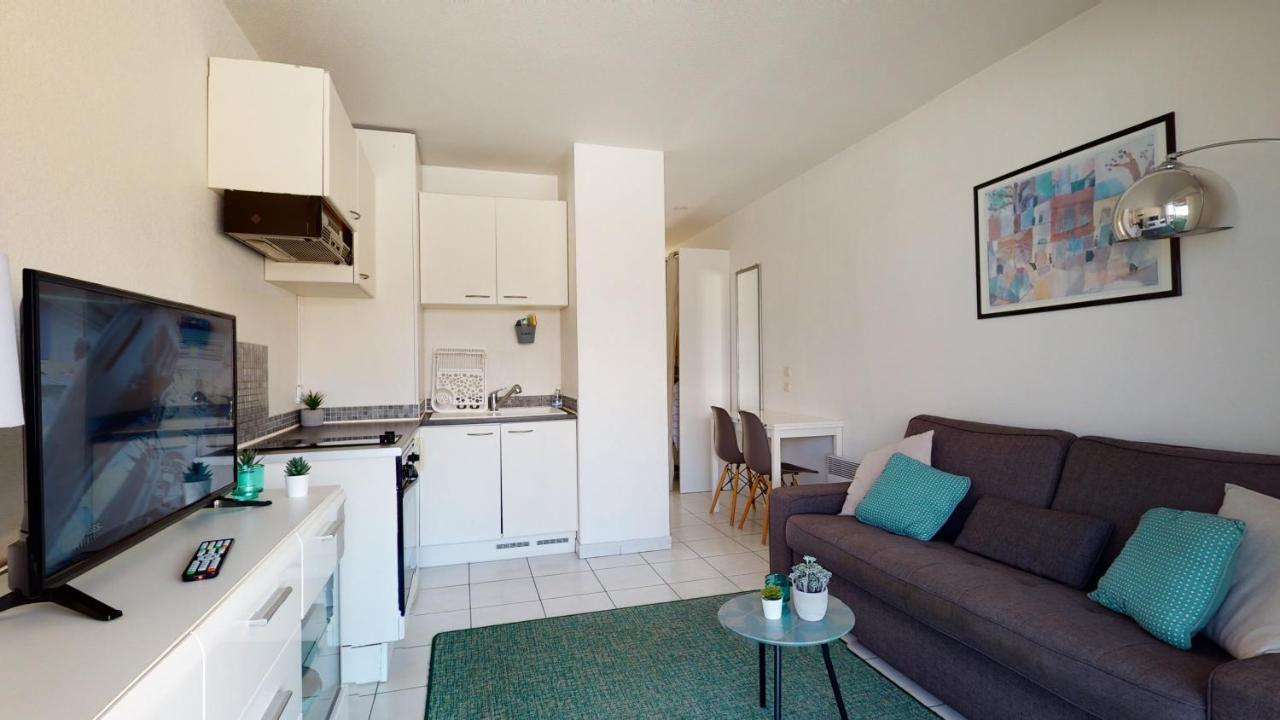 Royal Park Apartment Вилньов Любе Екстериор снимка